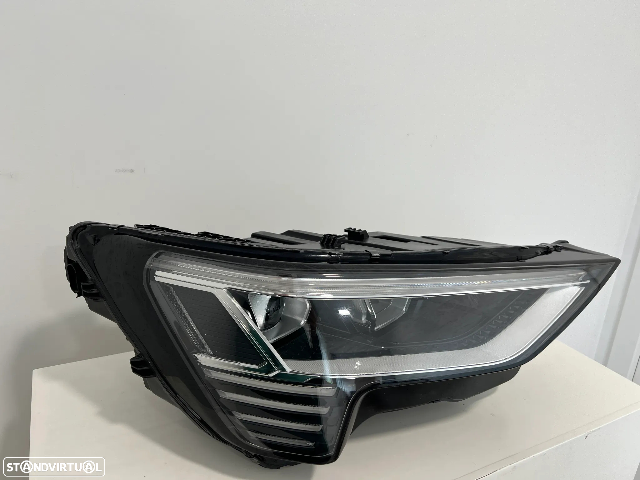 Farol Otica Original Audi Q8 Etron Full Led lado Direito - 2