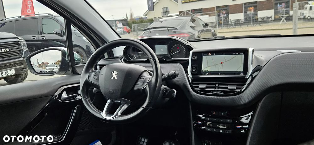 Peugeot 208 PureTech 110 Stop & Start EAT6 Tech Edition - 21