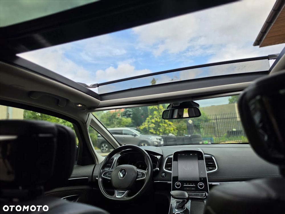 Renault Espace 1.6 dCi Energy Initiale Paris EDC 7os - 29