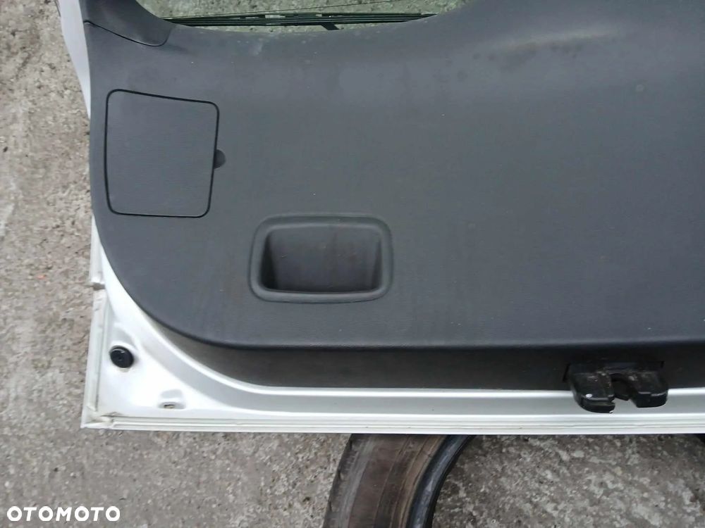 Seat Leon  Klapa bagażnika - 7