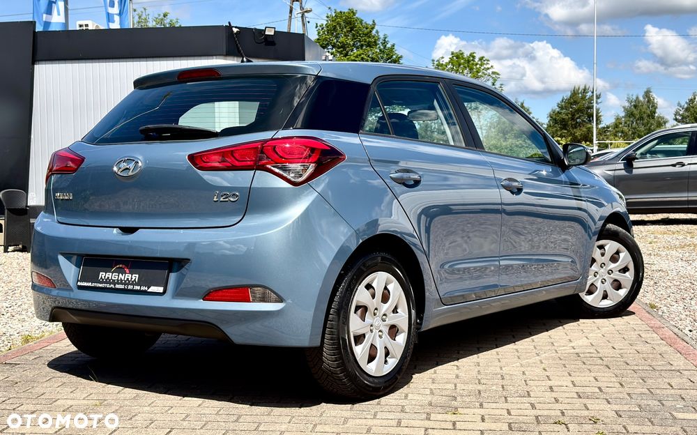 Hyundai i20 blue 1.2 Classic - 29