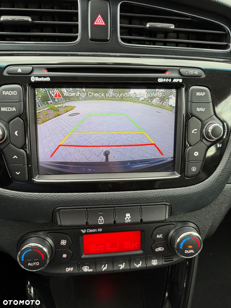 Kia Ceed 1.6 GDI Platinum Edition - 34