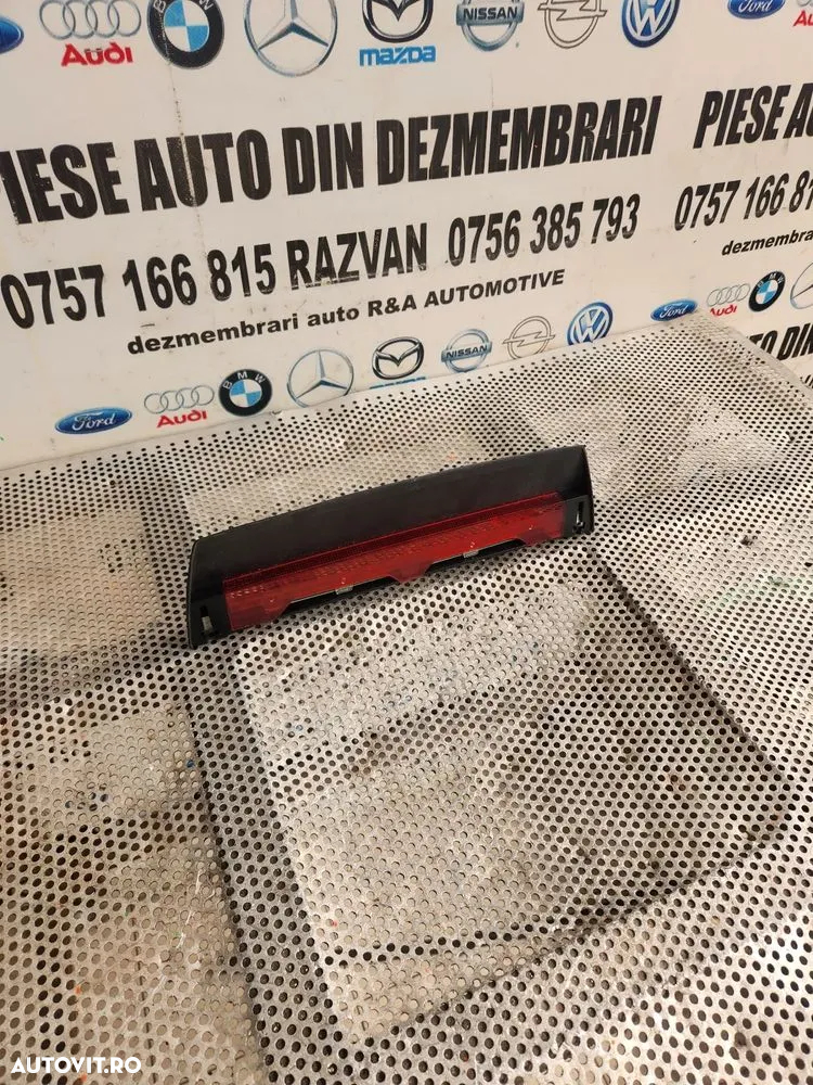 Stop Suplimentar Frana Audi A8 D4 Cod 4H An 2010-2011-2012-2013-2014-2015-2016-2017 - 4
