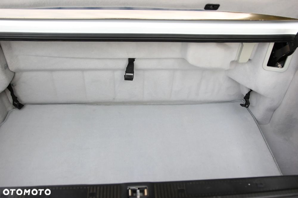 Mercedes-Benz SL - 8