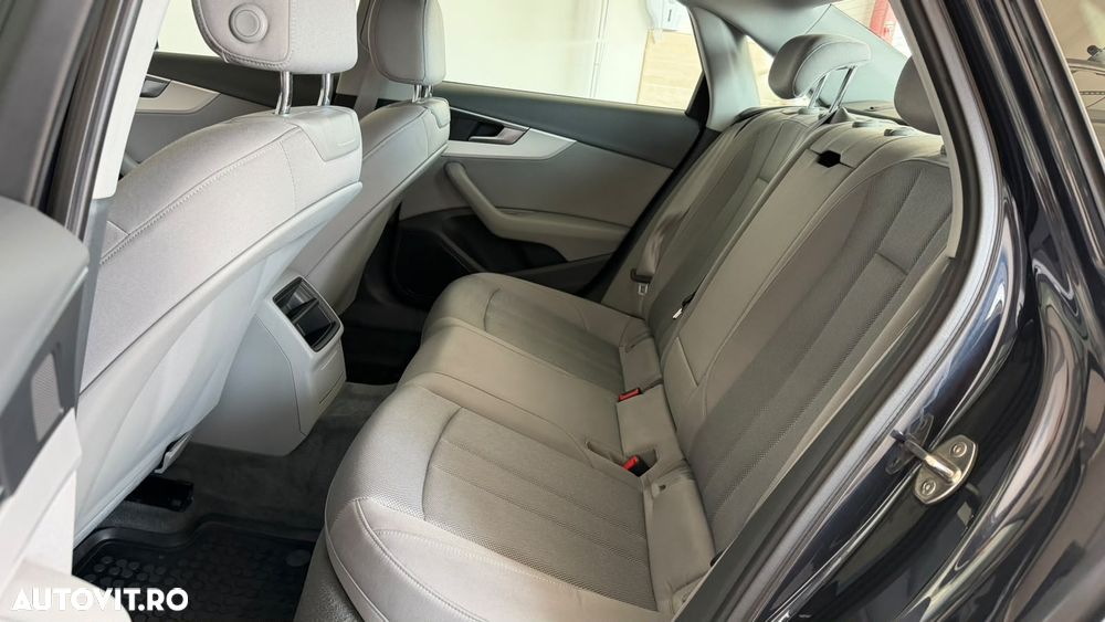 Audi A4 Limuzina 2.0 TFSI ultra Design - 14