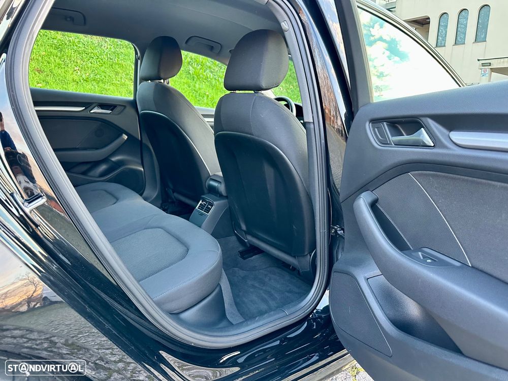 Audi A3 Sportback - 25