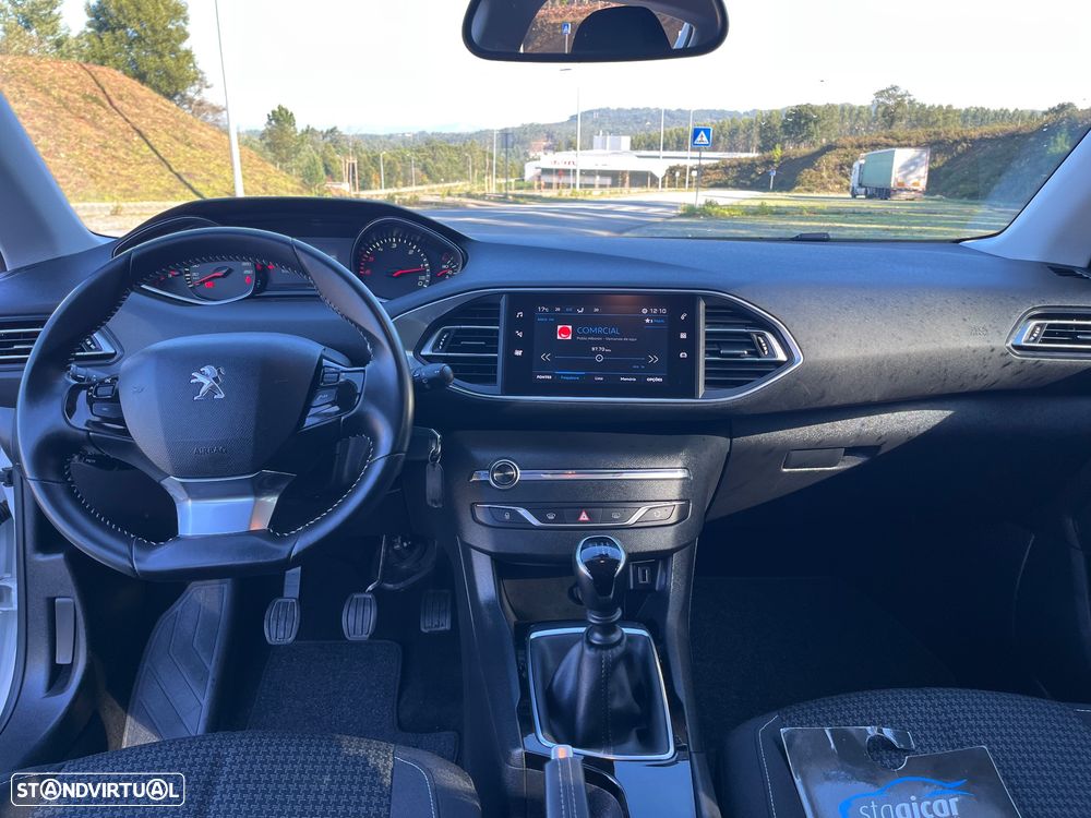 Peugeot 308 1.5 BlueHDi Business Line - 18