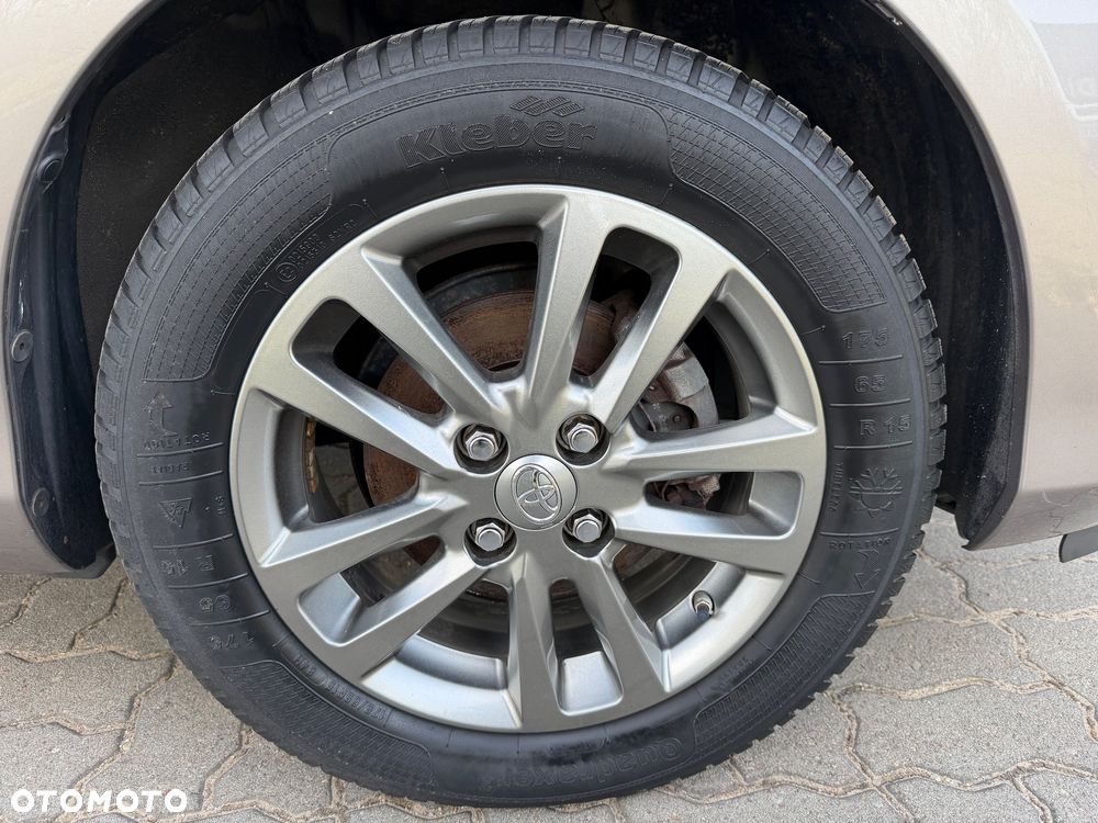 Toyota Yaris 1.33 VVT-i Comfort - 21