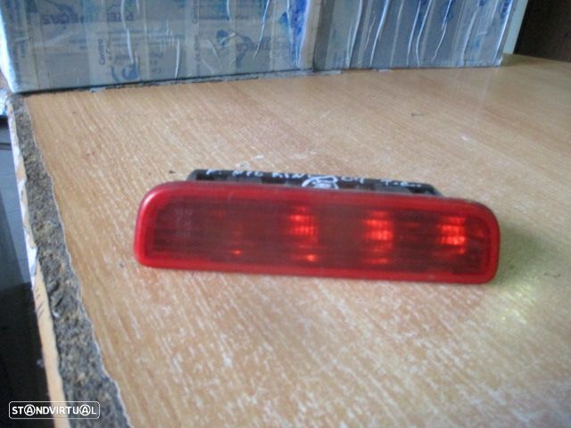 Farol Tras STOP2351 FIAT FIORINO 2009 3 Stop - 1