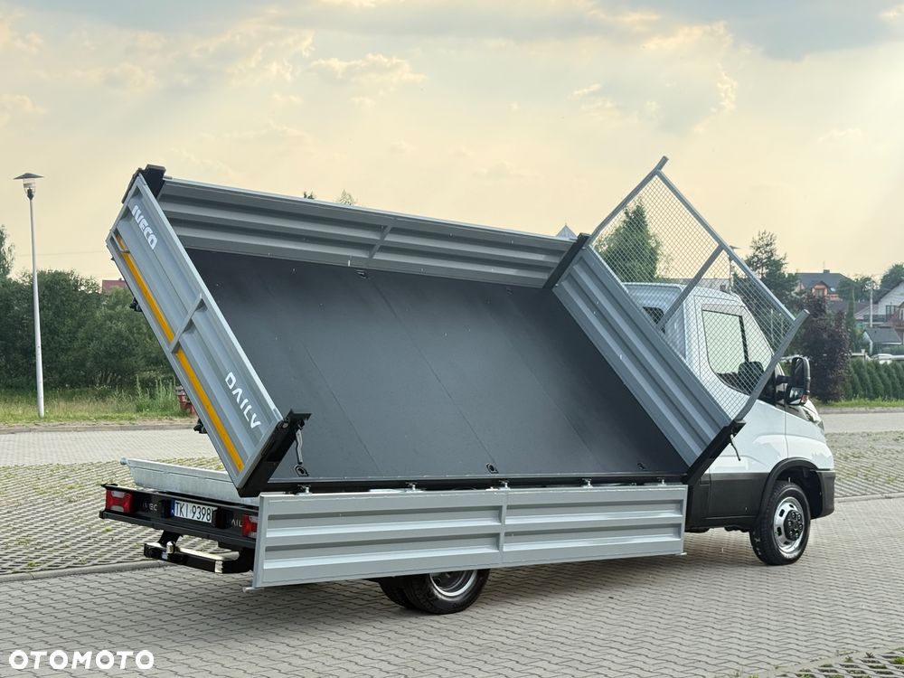 Iveco DAILY 35/50-180 3.0 HPI 180KM BLOKADA MOSTU! WYWROTKA 3-stronna ! 90 tyś km! HAK! Jak Nowy!! - 32