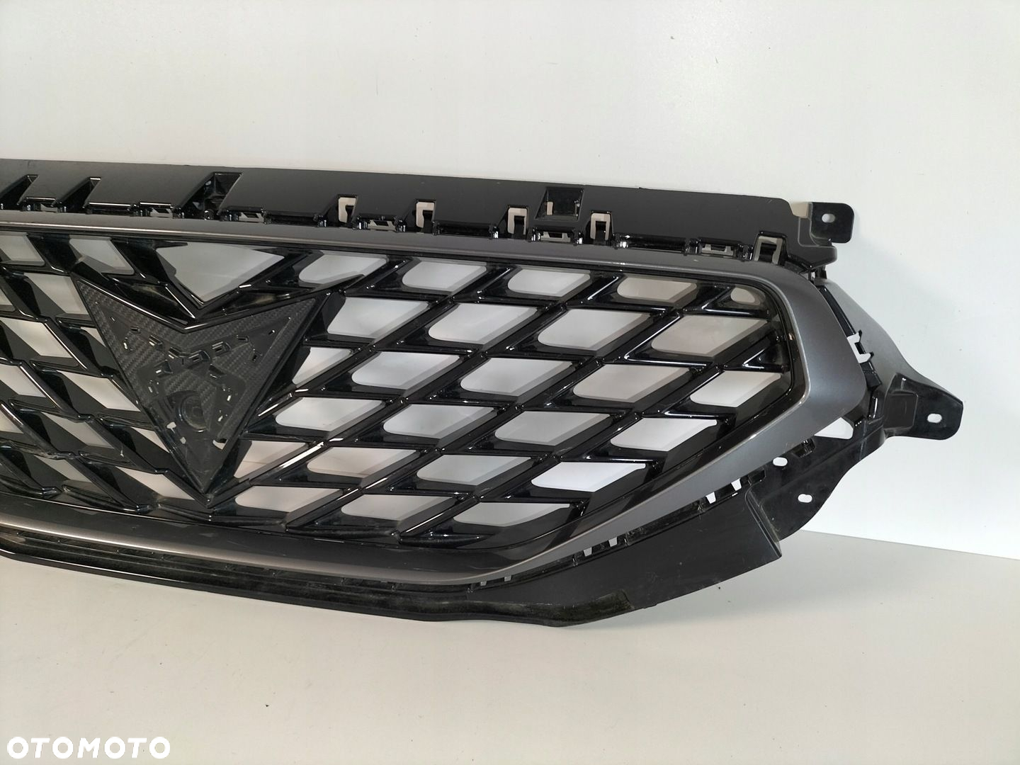 Atrapa kratka grill CUPRA FORMENTOR 5FF 20- - 5