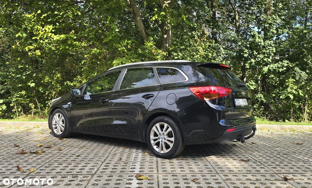 Kia Ceed - 7