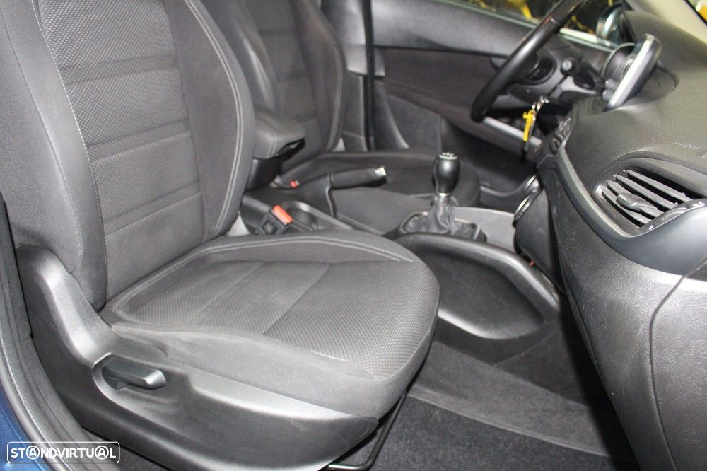 Fiat Tipo 1.3 M-Jet Lounge J17 - 32