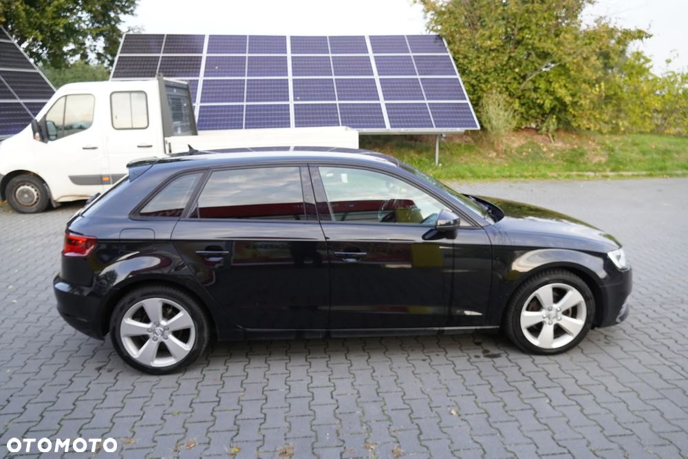 Audi A3 Sportback 1.6 TDI clean diesel Ambiente S tronic - 4