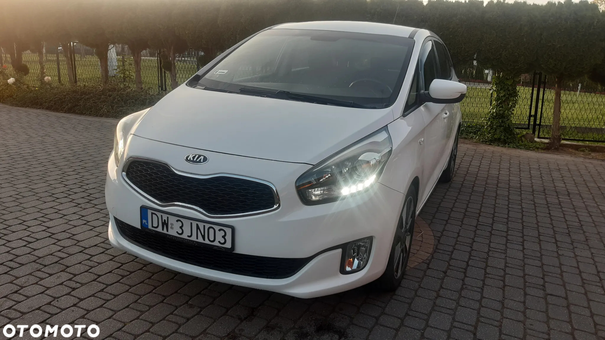 Kia Carens 1.7 CRDi L - 13