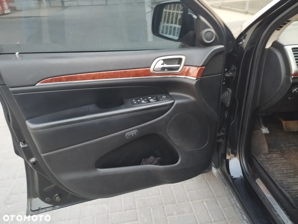 Jeep Grand Cherokee - 8