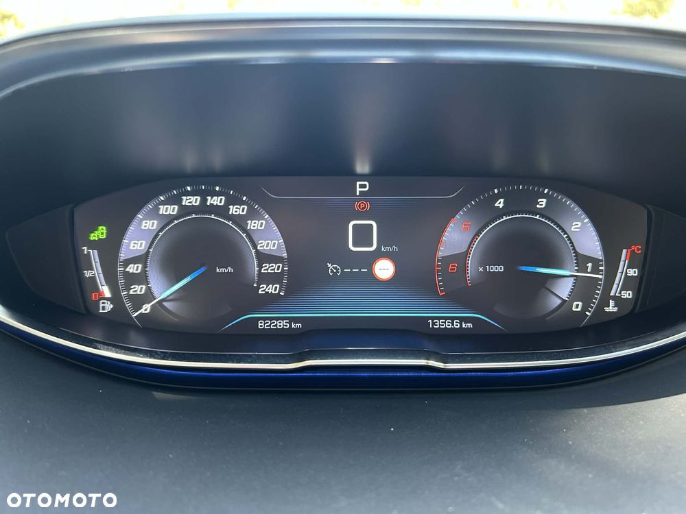Peugeot 5008 1.5 BlueHDi Active S&S EAT8 - 3