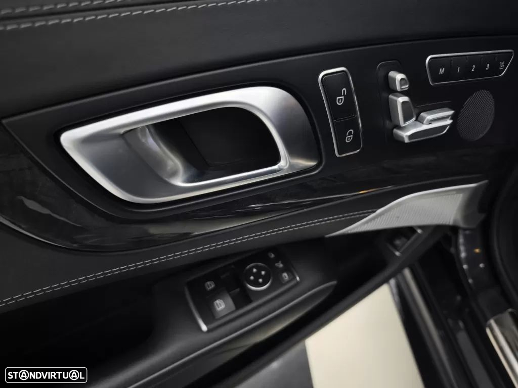 Mercedes-Benz SL 400 9G-TRONIC designo edition - 23