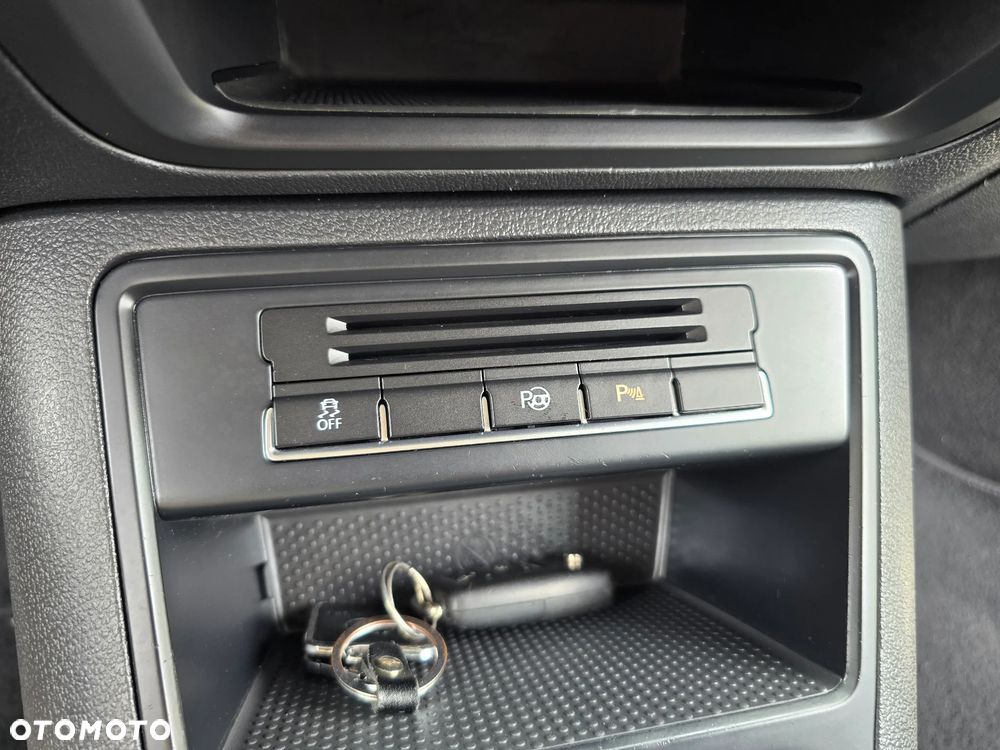 Volkswagen Tiguan - 32