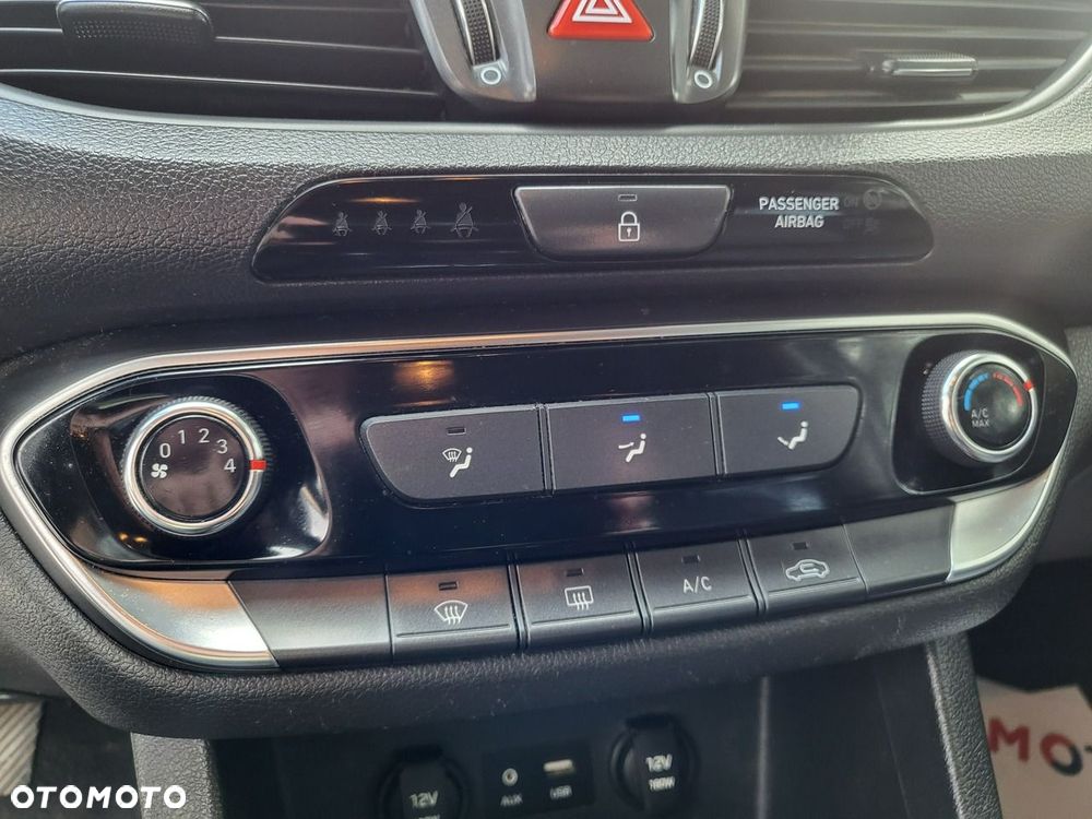 Hyundai i30 - 26
