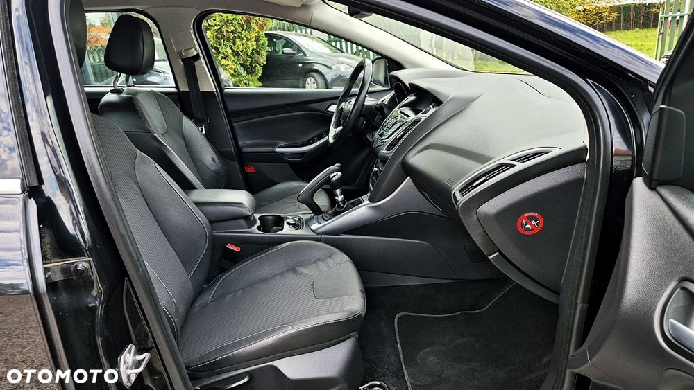 Ford Focus 1.6 EcoBoost Titanium - 39