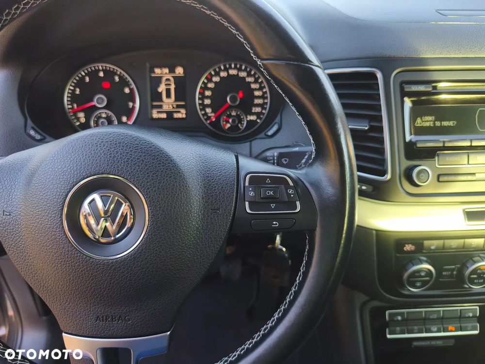 Volkswagen Sharan 1.4 TSI BlueMotion Technology Cup - 24