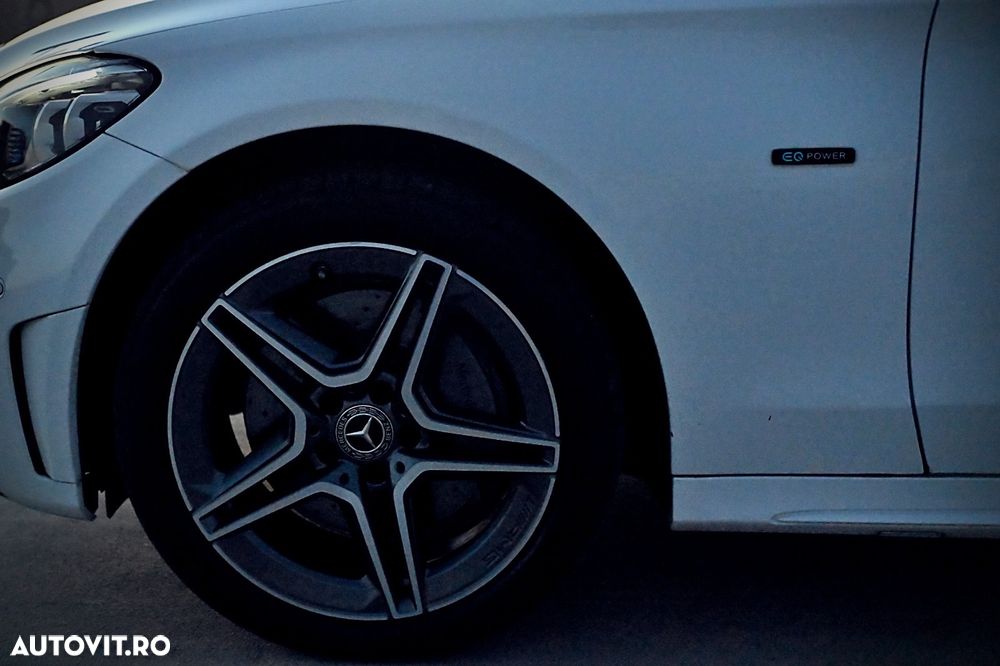 Mercedes-Benz C 300 e 4MATIC Aut. - 27