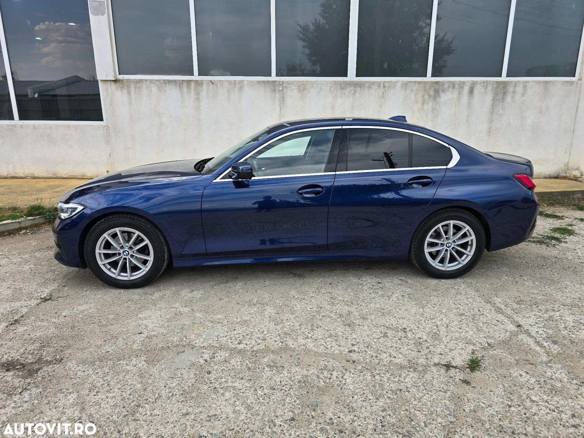 BMW Seria 3 320d xDrive AT MHEV - 8