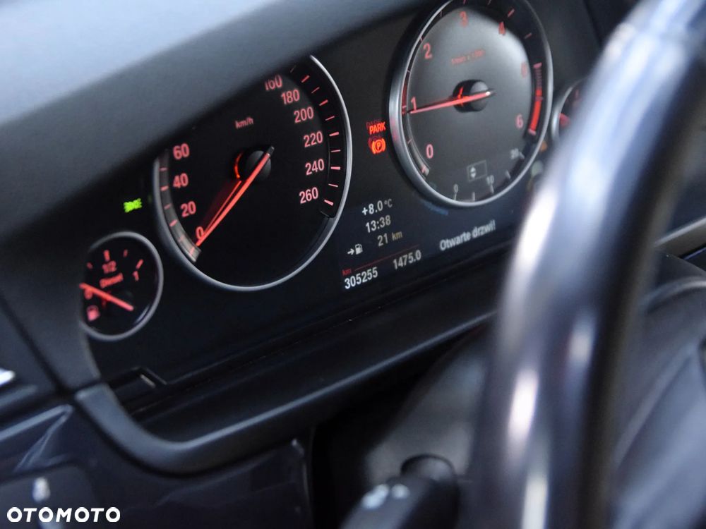 BMW Seria 5 520d - 18