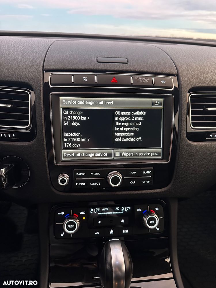 Volkswagen Touareg V6 TDI BMT Supreme Plus - 10