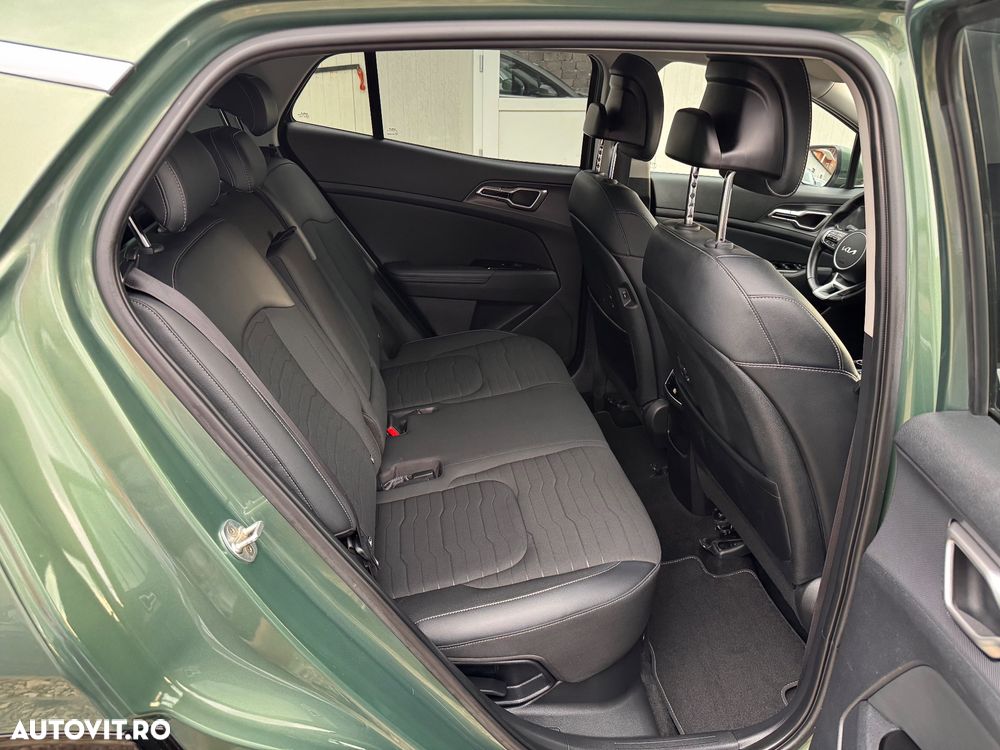 Kia Sportage 1.6 T-GDI HEV 6AT 4x4 GT Line - 24