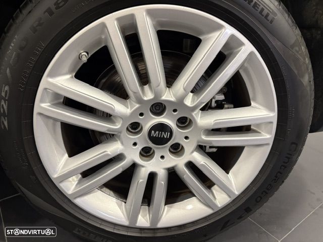 MINI Countryman Cooper SE ALL4 Auto - 48