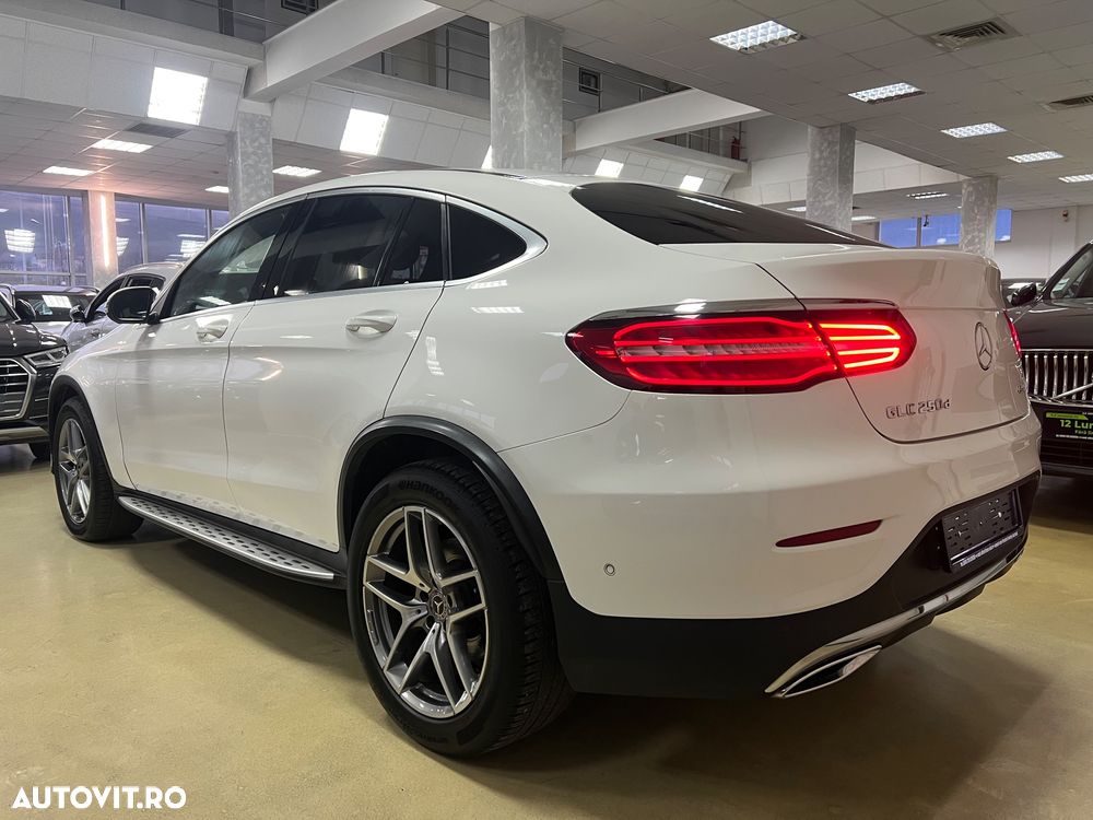 Mercedes-Benz GLC Coupe 250 d 4Matic 9G-TRONIC AMG Line - 12