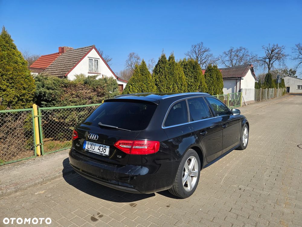 Audi A4 Avant - 9
