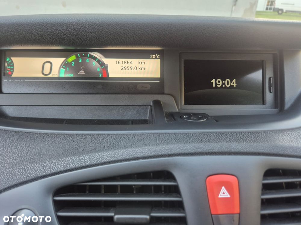 Renault Scenic - 18