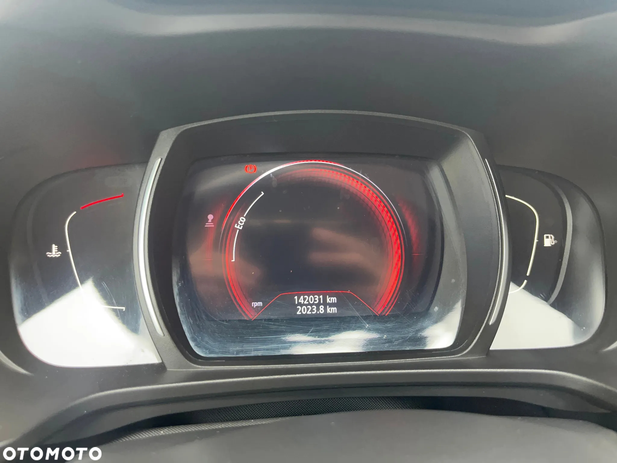 Renault Kadjar 1.2 Energy TCe Limited - 16