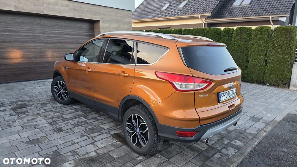 Ford Kuga 2.0 TDCi 2x4 Titanium - 5