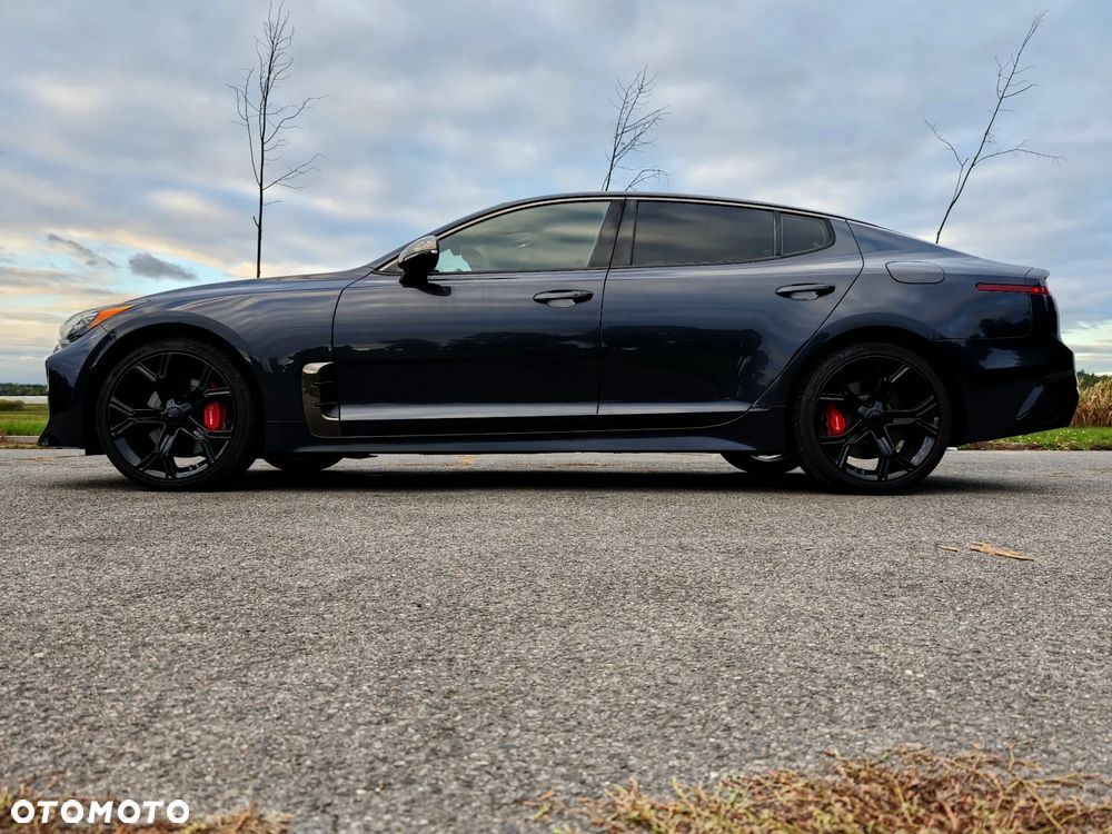 Kia Stinger 3.3 T-GDI V6 GT AWD - 18