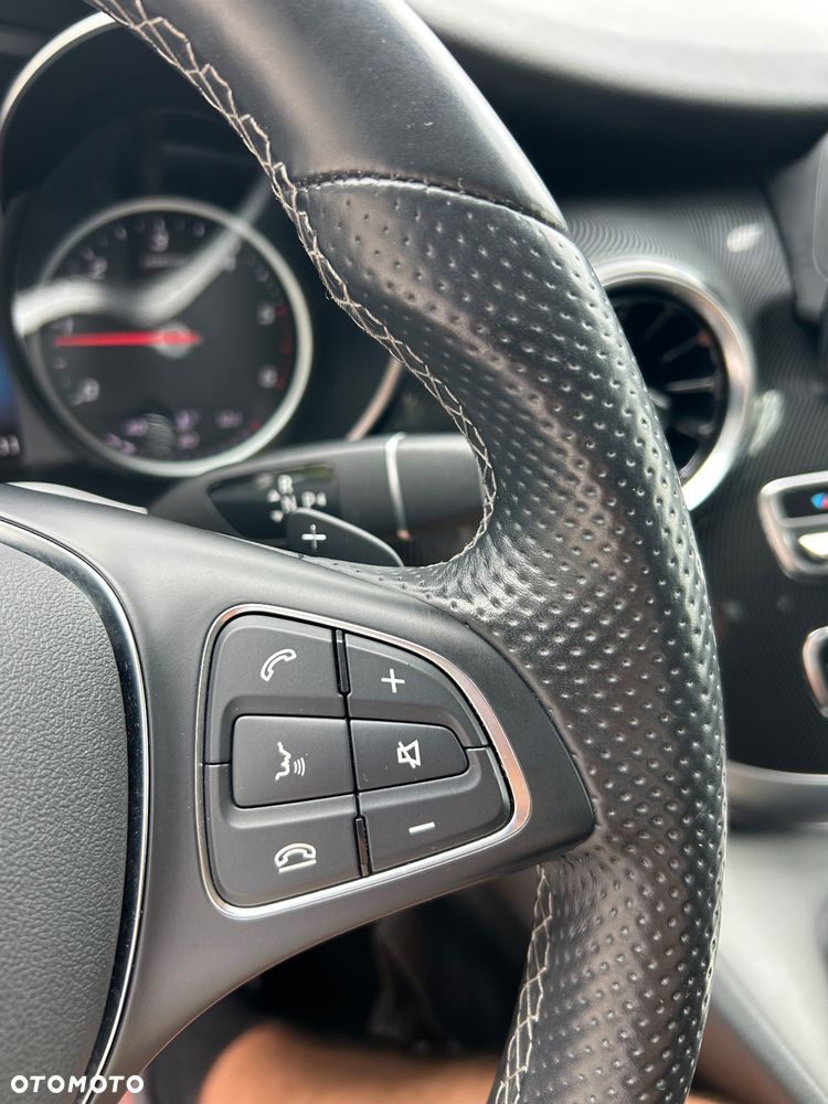 Mercedes-Benz Klasa V 220 d 9G-Tronic Avantgarde (d³ugi) - 32