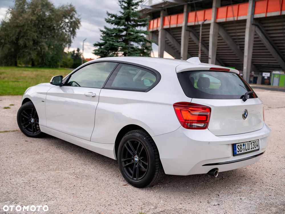 BMW Seria 1 116d Sport Line - 15