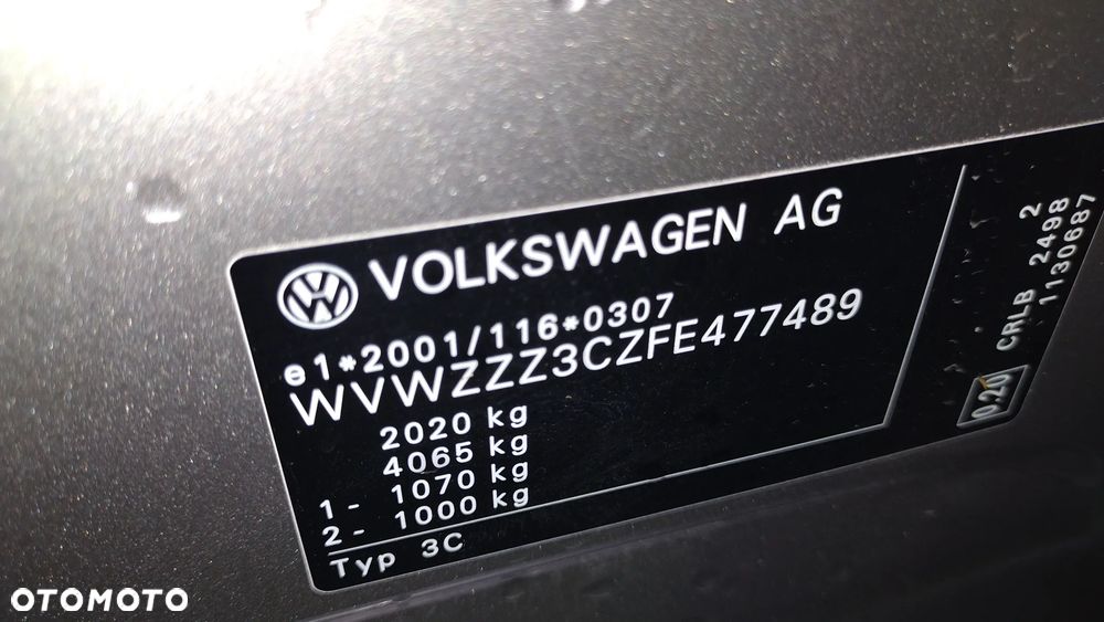 Volkswagen Passat - 22