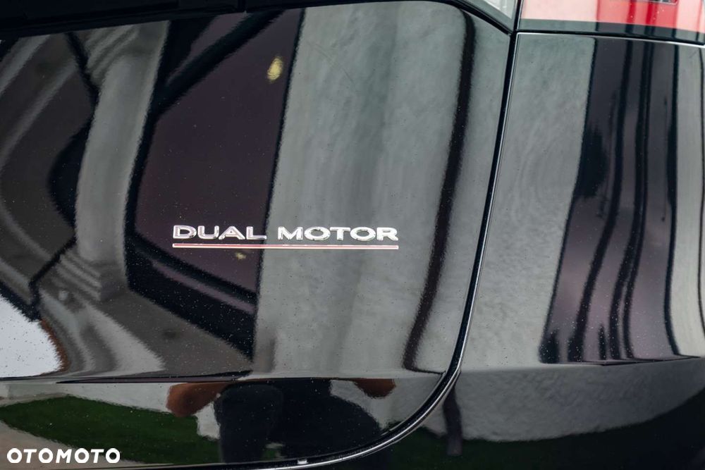 Tesla Model Y - 22