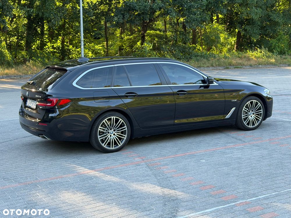 BMW Seria 5 530e Luxury Line sport - 3