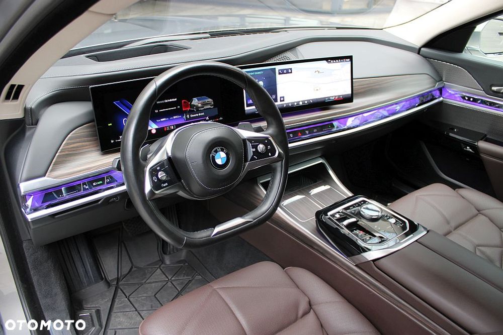 BMW Seria 7 740d xDrive mHEV sport - 15