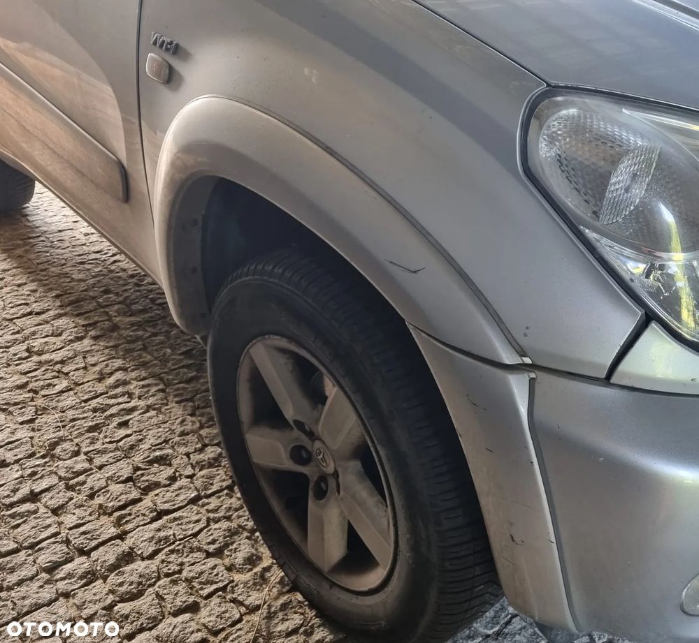 Toyota RAV4 2.0 VVT-i Prestige - 8