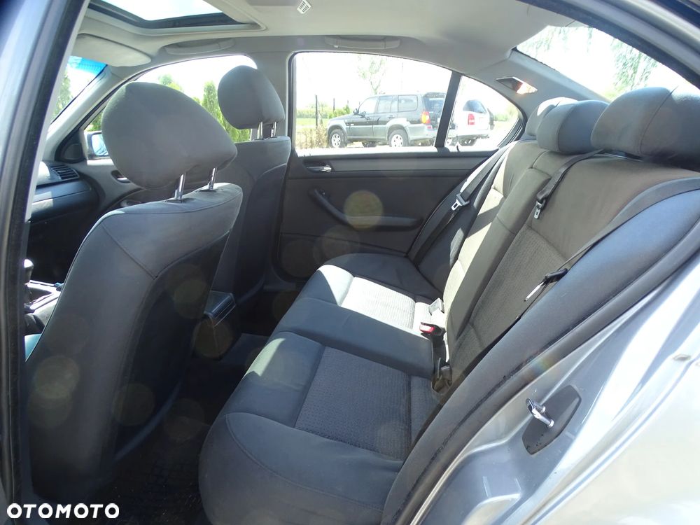 BMW Seria 3 - 23