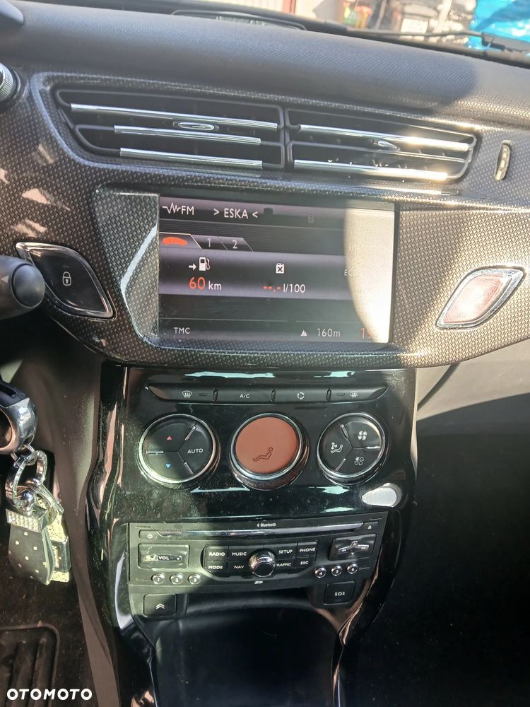 Citroën DS3 1.6 HDi SportChic - 12