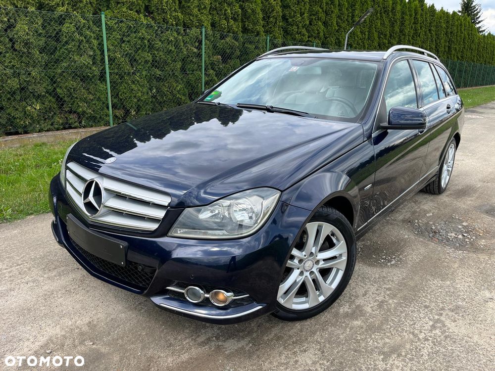 Mercedes-Benz Klasa C 220 CDI DPF Automatik BlueEFFICIENCY Avantgarde - 2