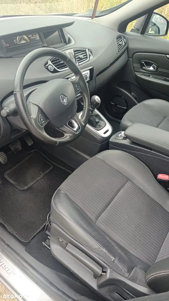 Renault Scenic - 6