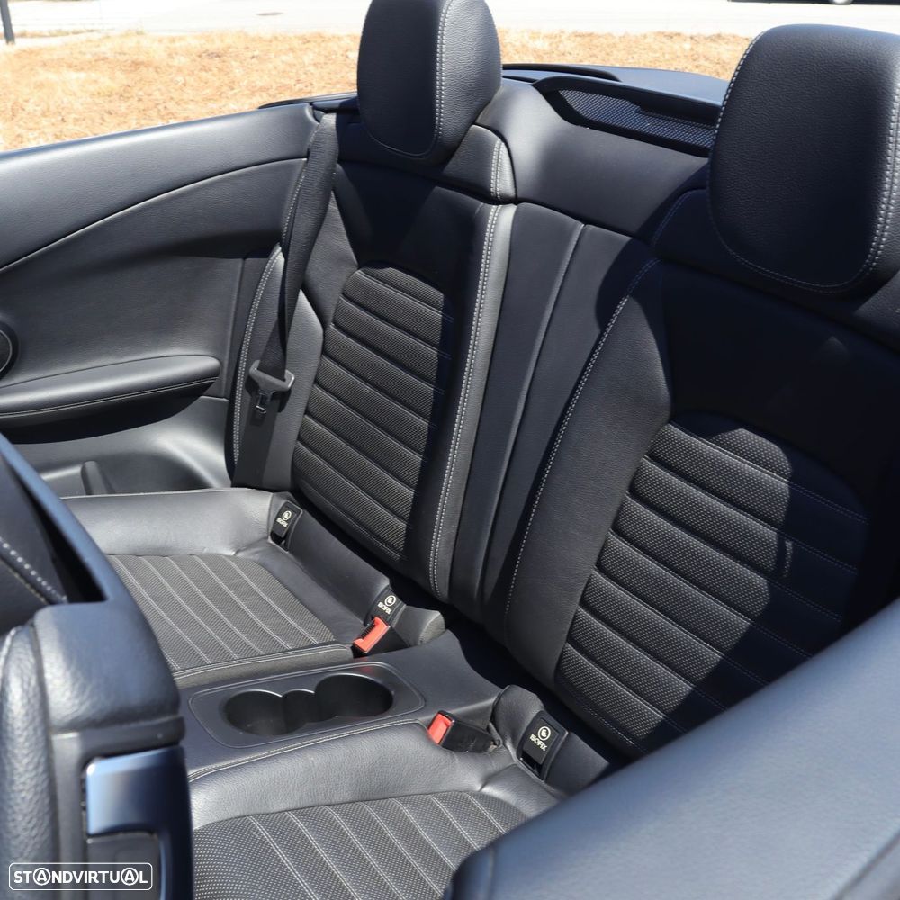 Mercedes-Benz C 220 d Cabrio 9G-Tronic AMG Line - 24